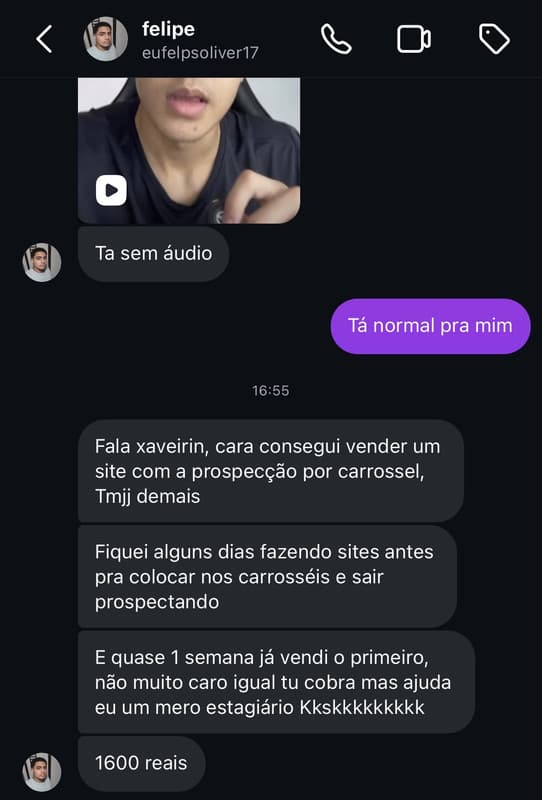 Print de conversa no WhatsApp de aluno relatando a venda do primeiro site